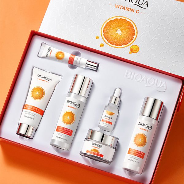 Kit de vitamina c bioaqua en caja