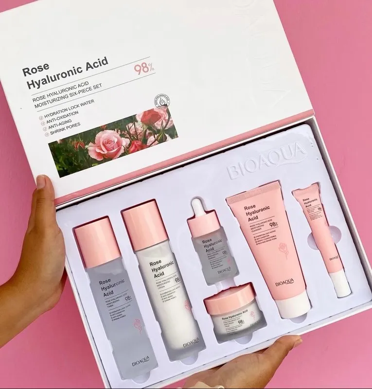 Kit de rosas bioaqua en caja